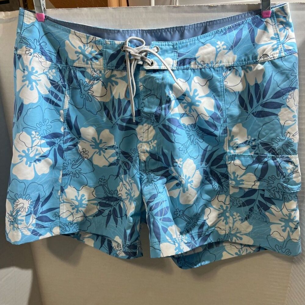 Women's The North Face Hibiscus Blue Board Shorts Size 8